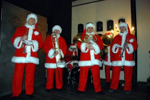 оркестр санта клаусов