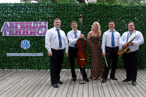 джазовый ансамбль с певицей