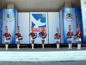 ансамбль барабанщиц