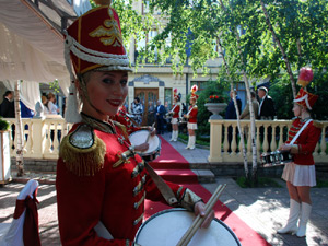 ансамбль барабанщиц