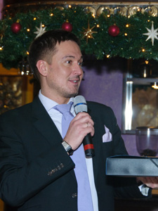 Ведущий, конферансье