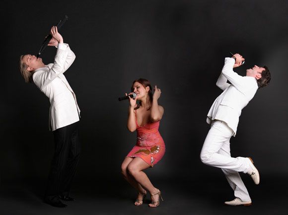 Певец Саркис и музыканты ансамбля «Love story» Певец Саркис и музыканты ансамбля «Love story»